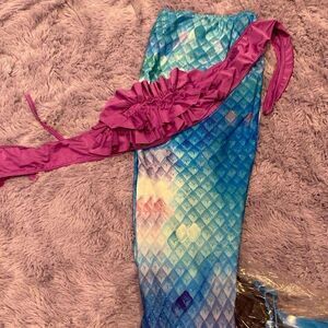 Girl's Mermaid Costume‎ size 7-8 years